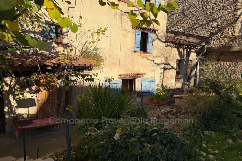 Maison de village - 130 m² - 5 pièces
