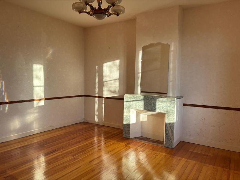 Maison - 166 m² - 5 pièces