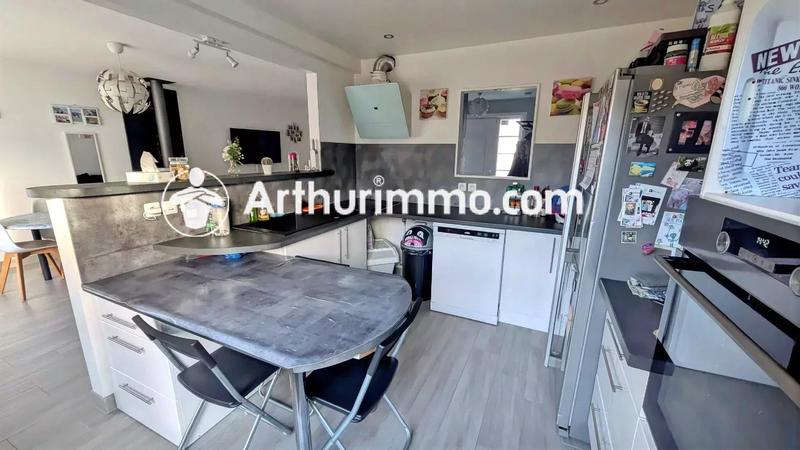 Maison - 83 m² - 5 pièces