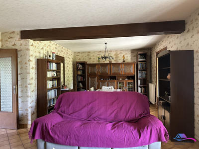 Maison - 104 m² - 4 pièces