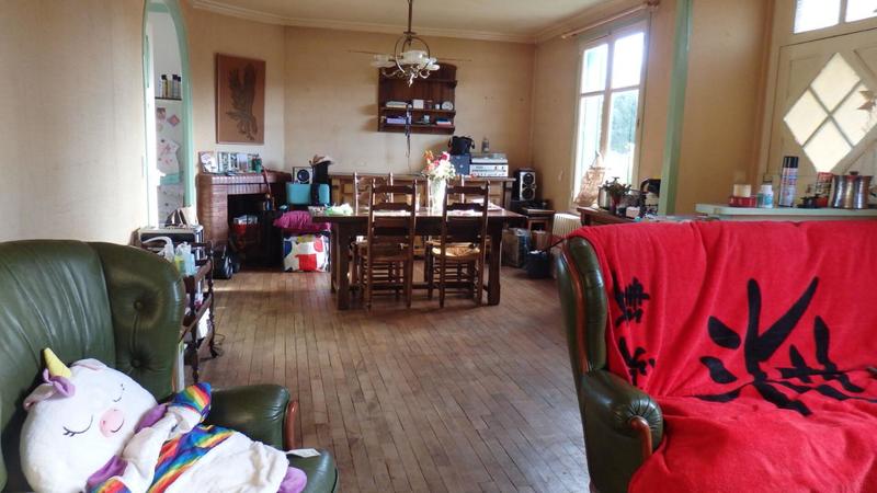 Maison - 96 m² - 5 pièces