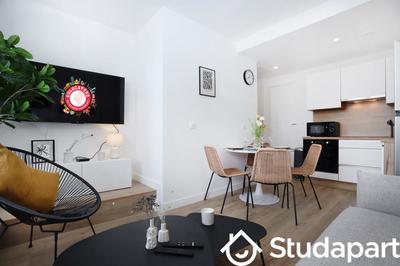 Chambre - 11 m² - 1 pièce