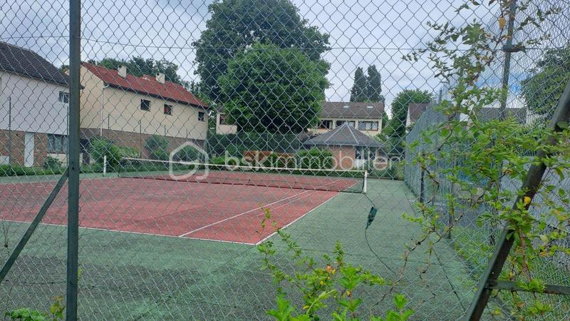 Pavillon - 96 m² - 5 pièces