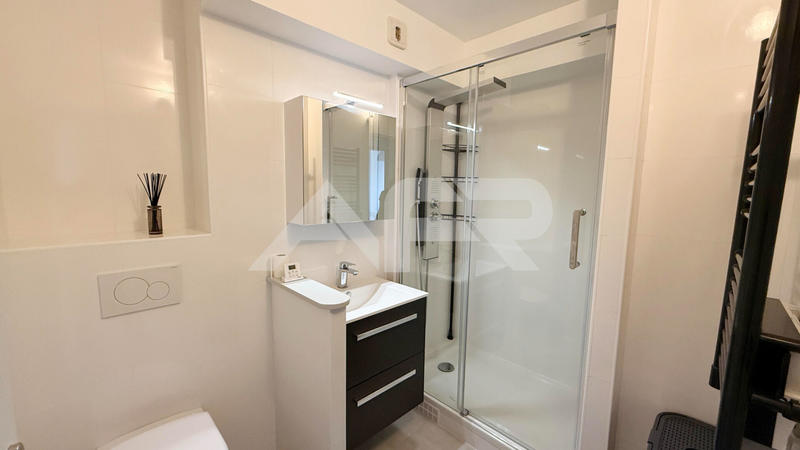 Appartement - 92 m² - 4 pièces