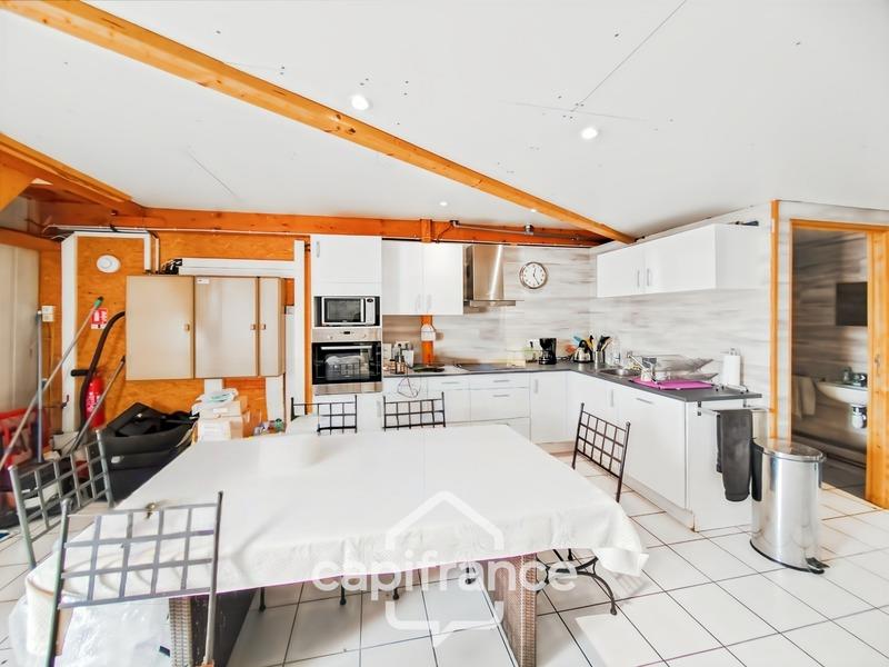 Local commercial - 384 m² - 3 pièces