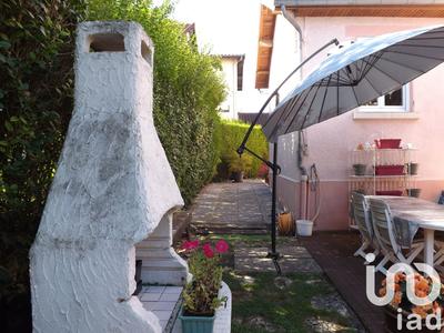 Maison - 89 m² - 6 pièces