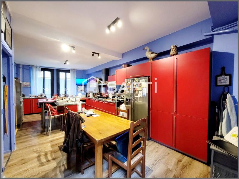 Maison de ville - 195 m² - 8 pièces