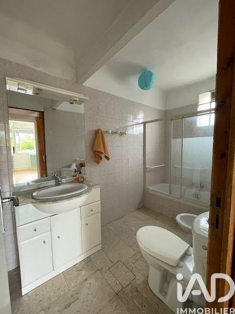 Maison - 187 m² - 7 pièces