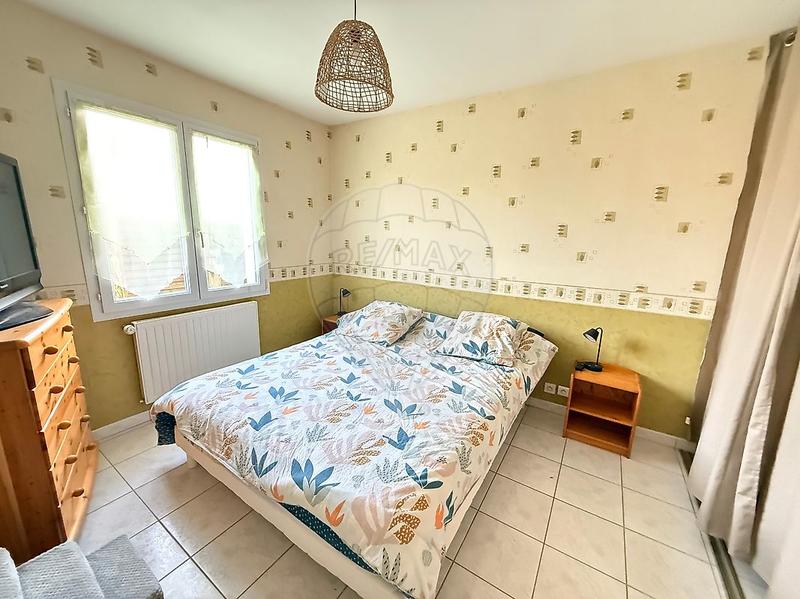 Maison - 93 m² - 4 pièces