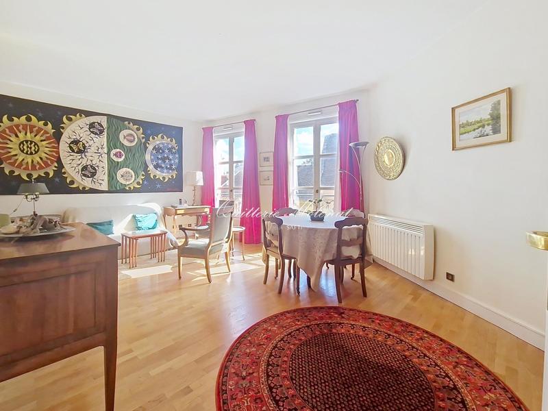 Appartement - 90 m² - 3 pièces