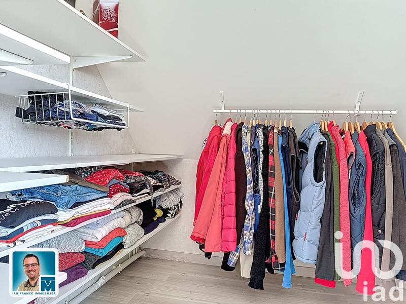 Maison - 143 m² - 8 pièces