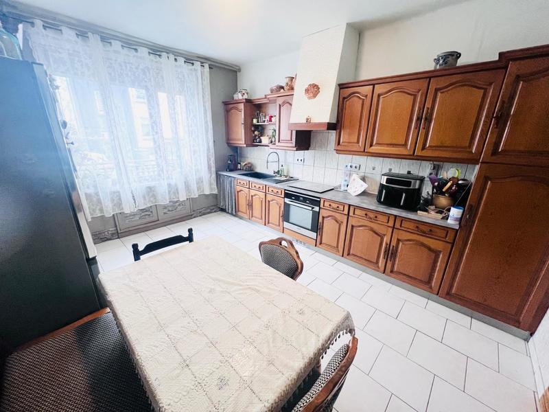 Appartement - 126 m² - 5 pièces