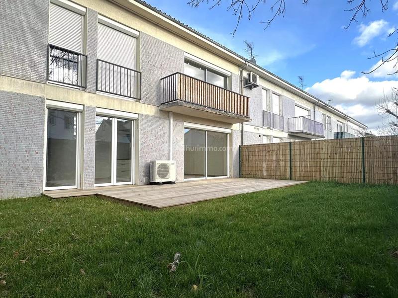 Appartement - 95 m² - 4 pièces