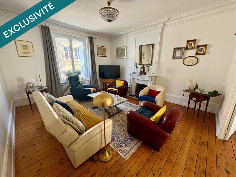 Maison - 210 m² - 8 pièces