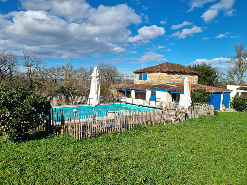 Maison - 167 m² - 5 pièces