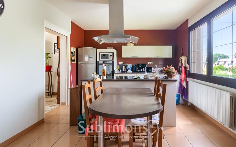 Maison traditionnelle - 157 m² - 6 pièces