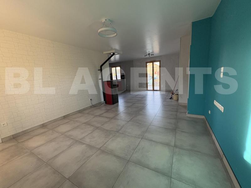 Maison traditionnelle - 96 m² - 5 pièces