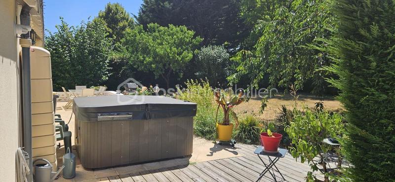 Maison traditionnelle - 159 m² - 6 pièces