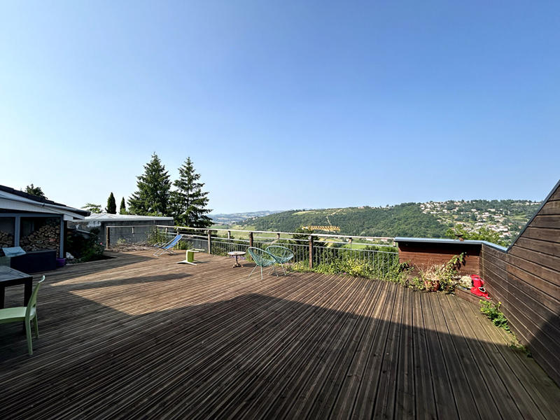 Maison - 127 m² - 5 pièces