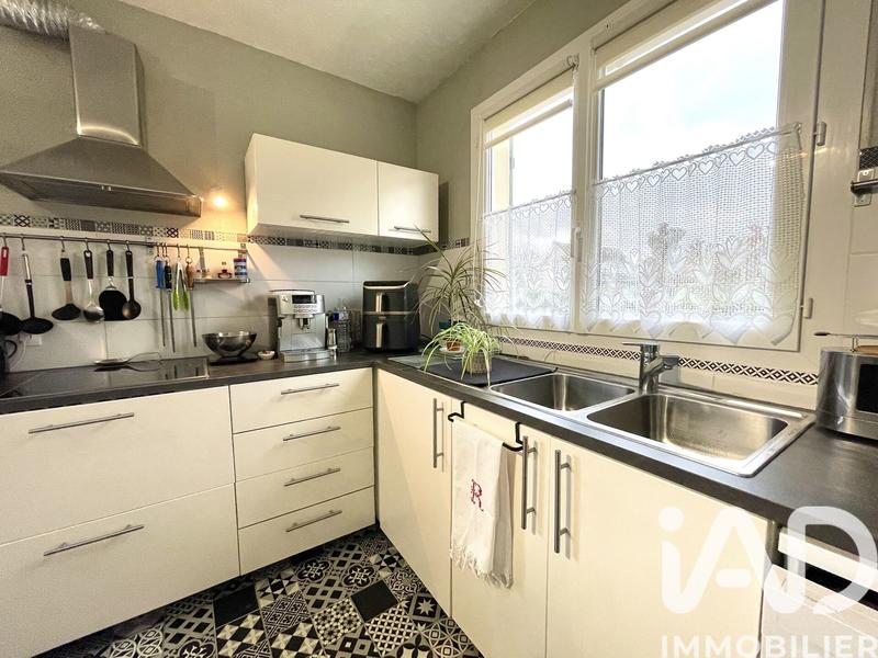 Maison - 228 m² - 7 pièces