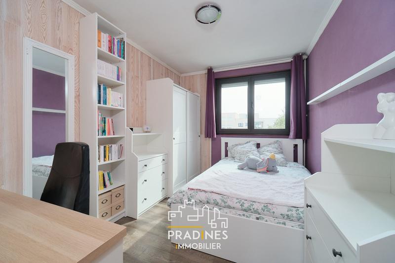 Appartement - 81 m² - 4 pièces