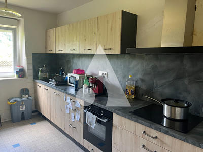 Maison - 188 m² - 8 pièces