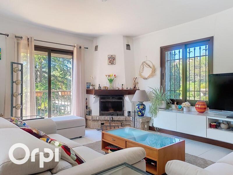 Maison - 166 m² - 5 pièces