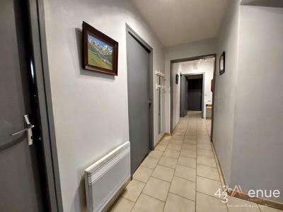 Appartement - 107 m² - 4 pièces