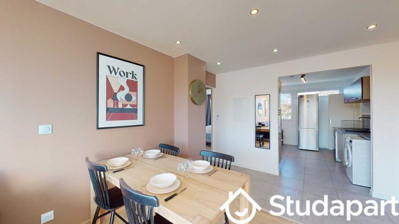 Chambre - 12 m² - 1 pièce