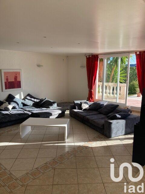 Maison - 187 m² - 5 pièces