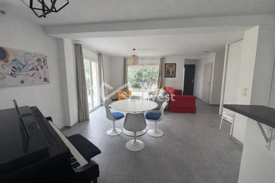 Villa - 95 m² - 4 pièces