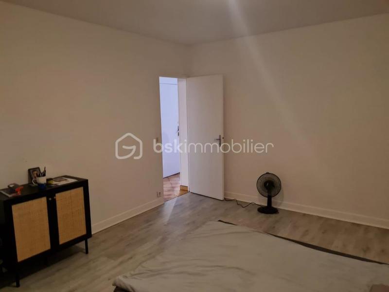 Maison - 214 m² - 10 pièces