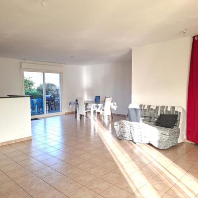 Maison - 128 m² - 4 pièces