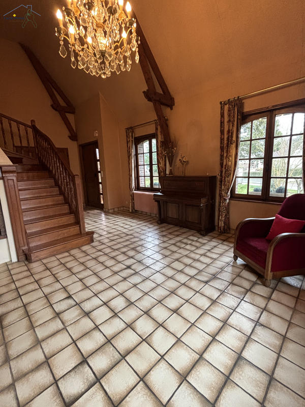 Maison - 160 m² - 6 pièces