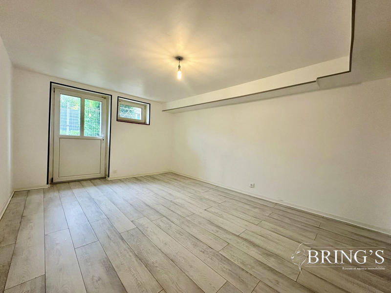 Maison - 146 m² - 6 pièces