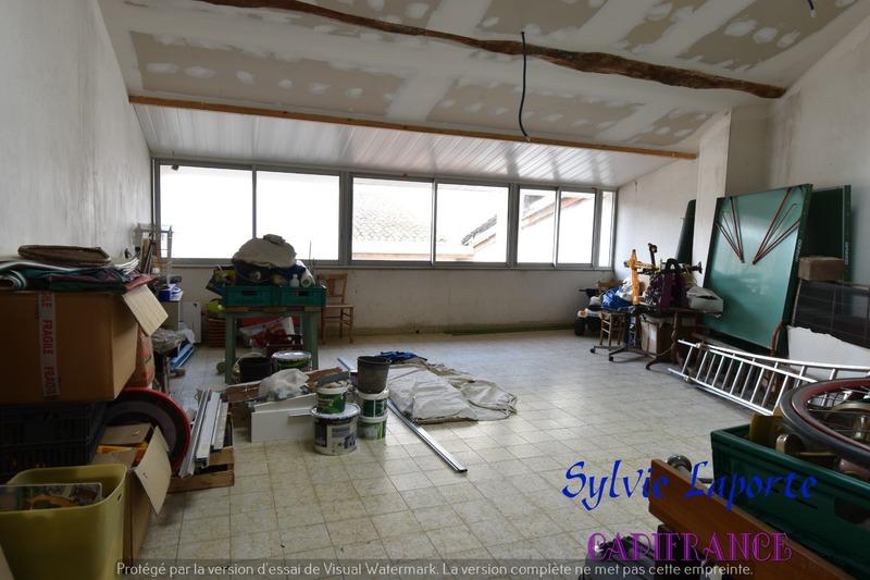 Appartement - 256 m² - 11 pièces