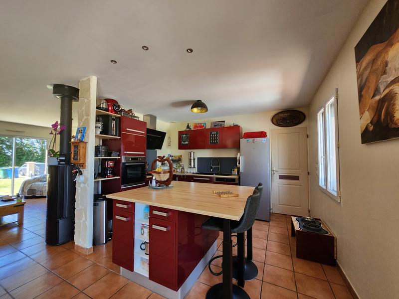 Maison - 102 m² - 5 pièces