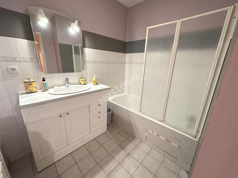 Appartement - 49 m² - 2 pièces