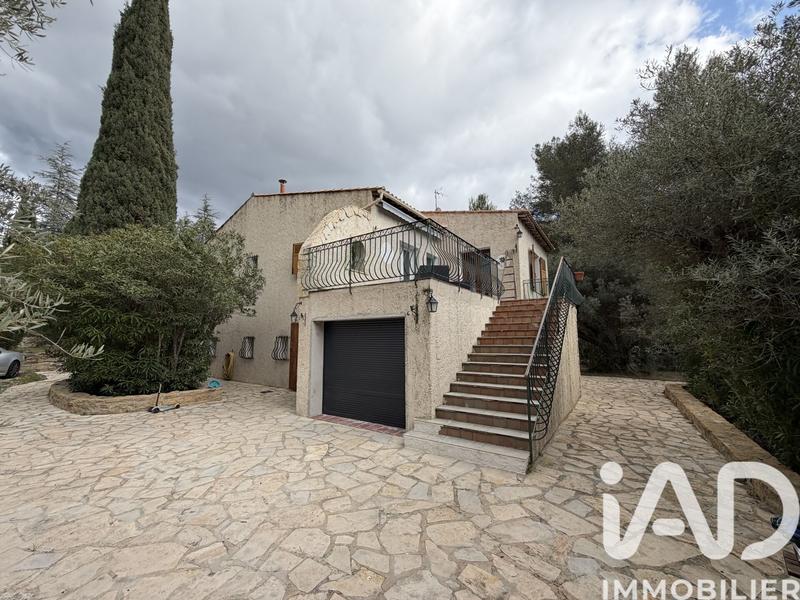 Maison - 187 m² - 8 pièces