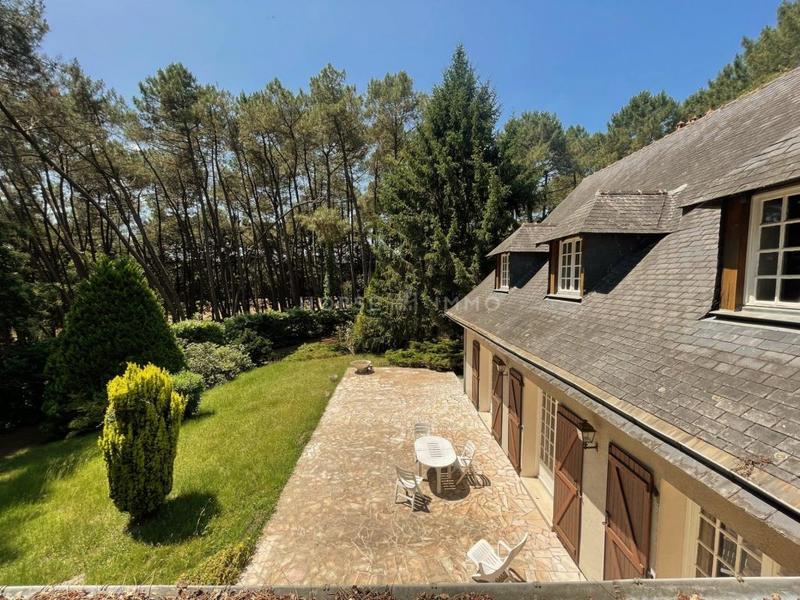 Haras - 303 m² - 10 pièces