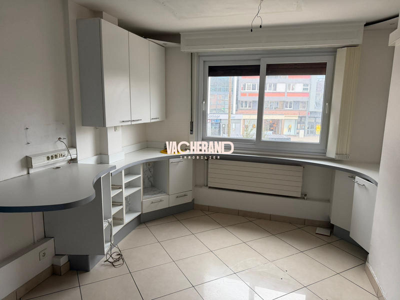 Appartement - 90 m² - 5 pièces