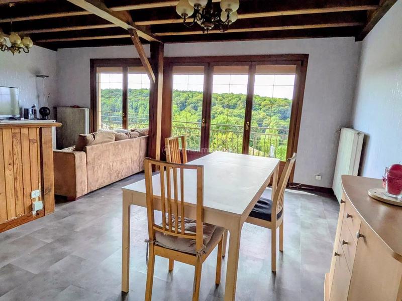 Maison - 106 m² - 6 pièces