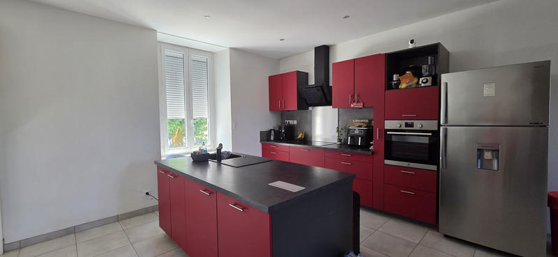 Maison - 179 m² - 5 pièces