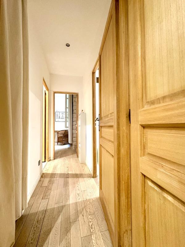 Appartement bourgeois - 95 m² - 4 pièces