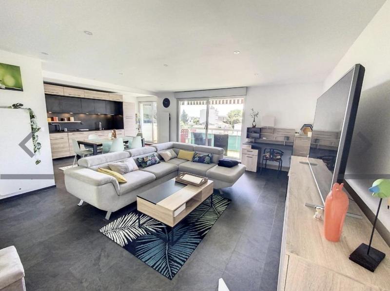 Appartement - 80 m² - 3 pièces