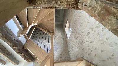 Maison - 250 m² - 8 pièces