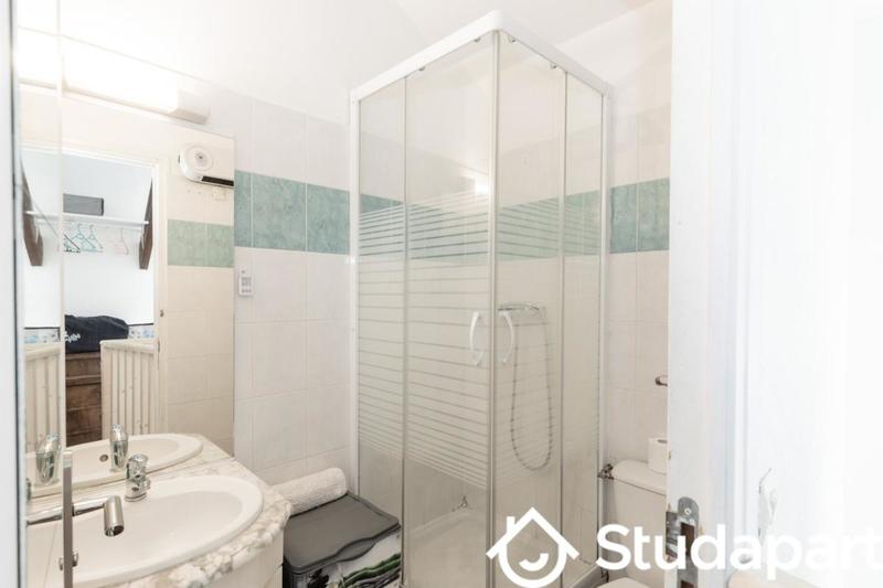 Chambre - 25 m² - 1 pièce