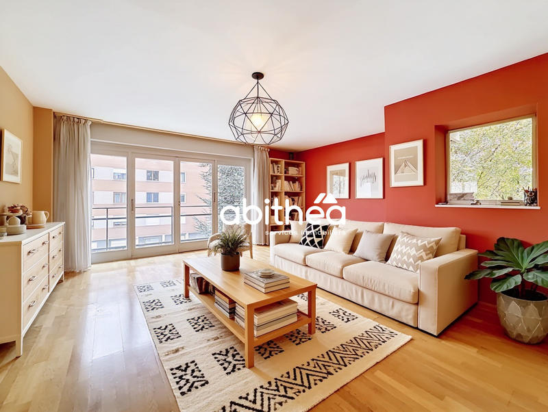 Appartement - 107 m² - 5 pièces