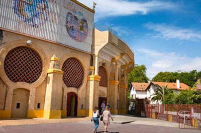 Feria de l'atlantique : corrida goyesque bleue