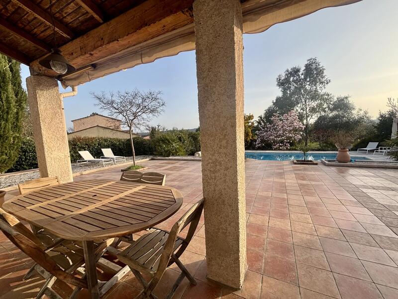 Villa - 130 m² - 5 pièces